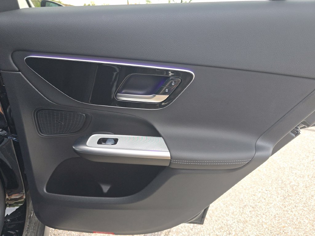 Certified 2026 Mercedes-Benz GLC 300 4MATIC image 24