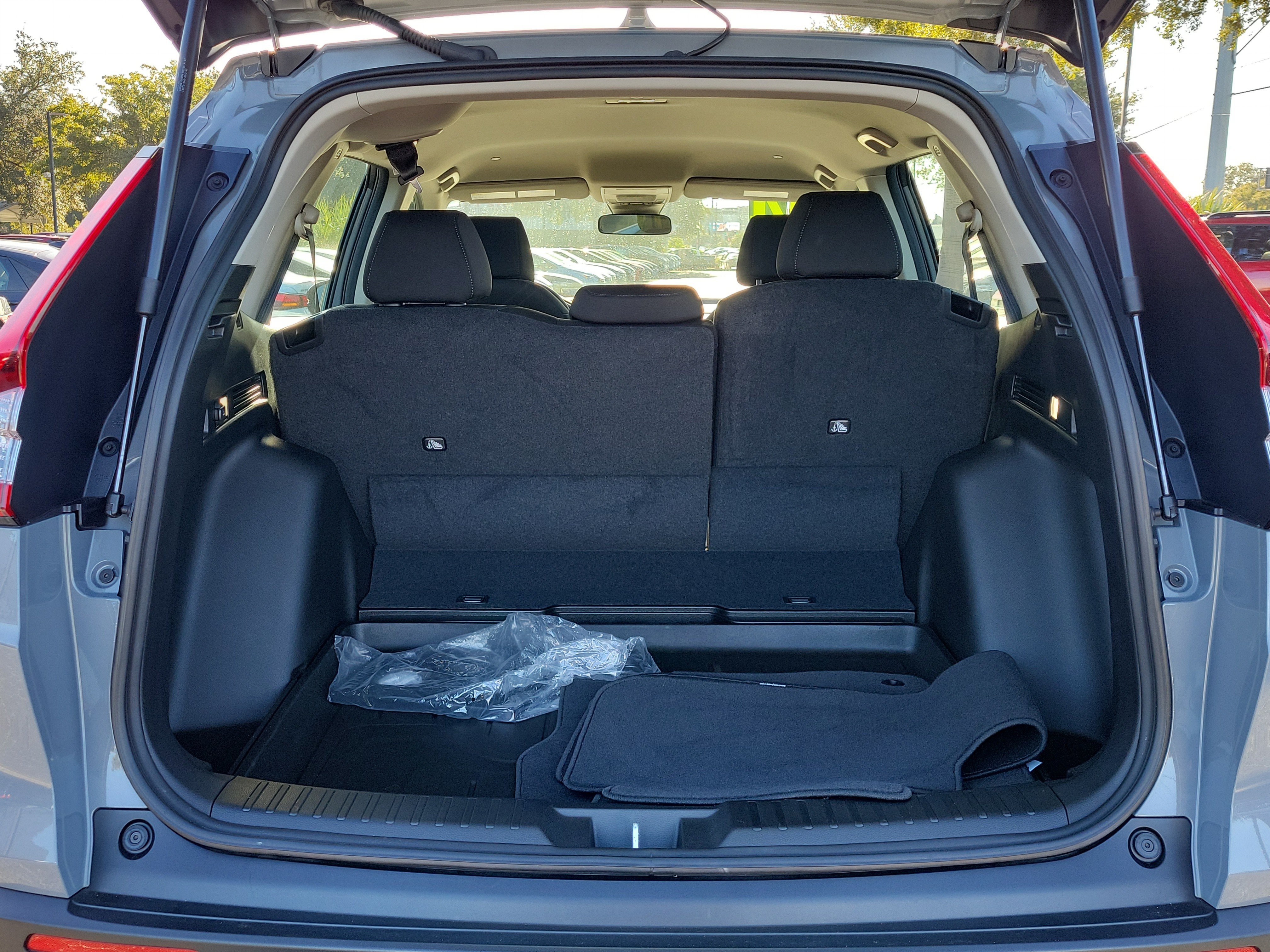 Used 2024 Honda CR-V LX image 9