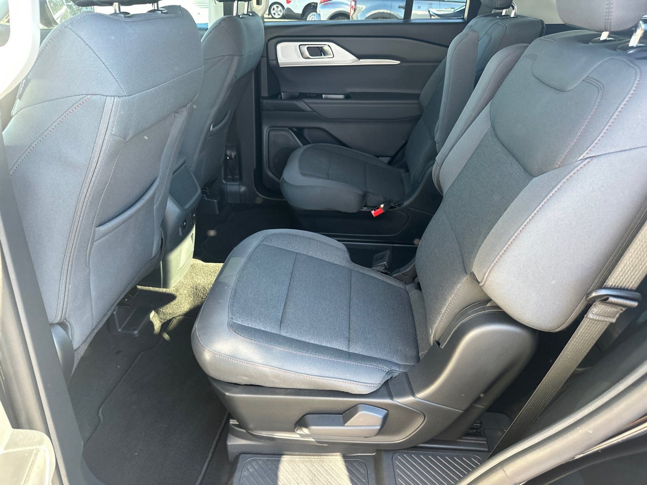 New 2026 Ford Explorer Active RWD image 21
