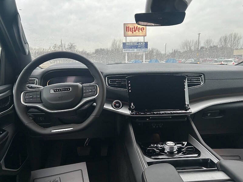 New 2025 Jeep Wagoneer L Series III w/ Quick Order Package 25C Super image 5