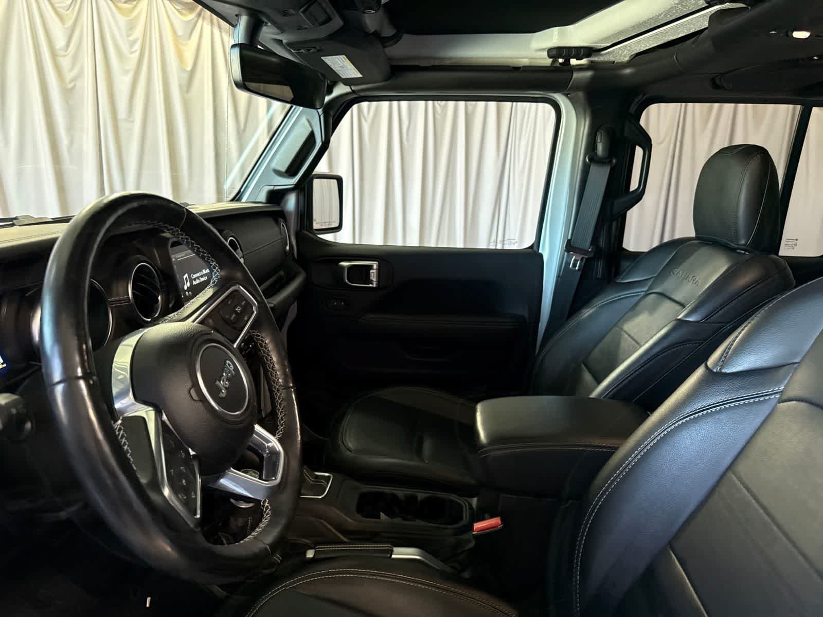 Used 2023 Jeep Wrangler Unlimited Sahara w/ Cold Weather Group AWD/4WD image 22