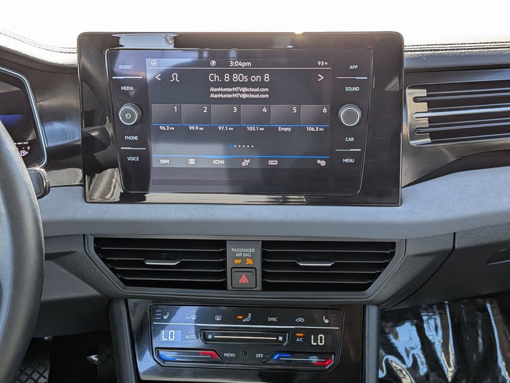 Used 2025 Volkswagen Jetta SE image 19