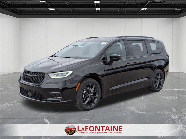 New 2026 Chrysler Pacifica Select w/ S Appearance Package