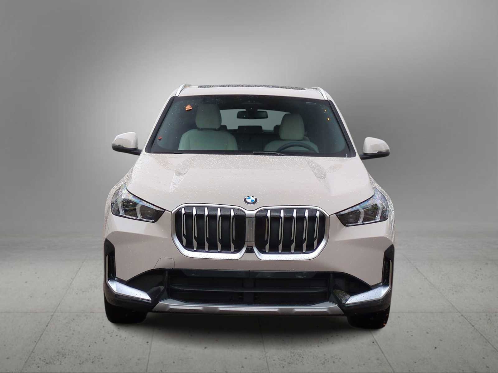 New 2026 BMW X1 xDrive28i w/ Technology Package image 3