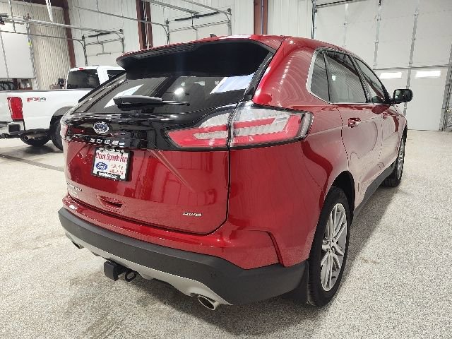 Used 2024 Ford Edge Titanium w/ Equipment Group 301A image 4