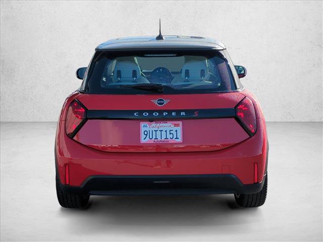 Certified 2025 MINI Cooper S image 7