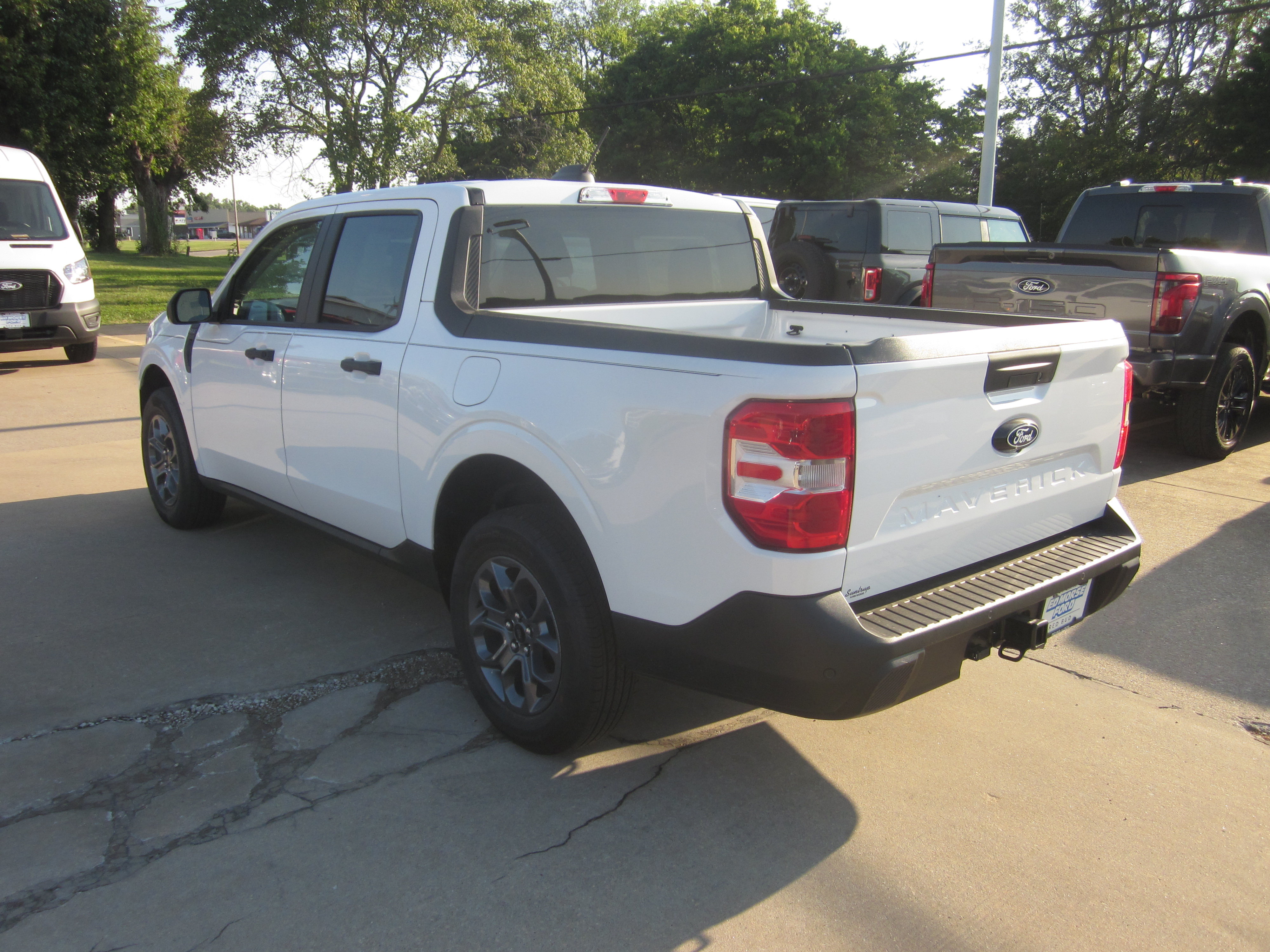 New 2026 Ford Maverick XLT w/ Equipment Group 301A AWD/4WD image 4