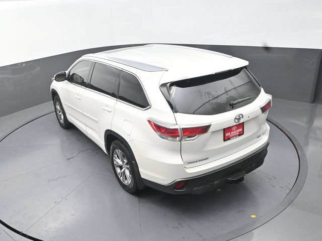 Used 2015 Toyota Highlander XLE AWD/4WD image 28