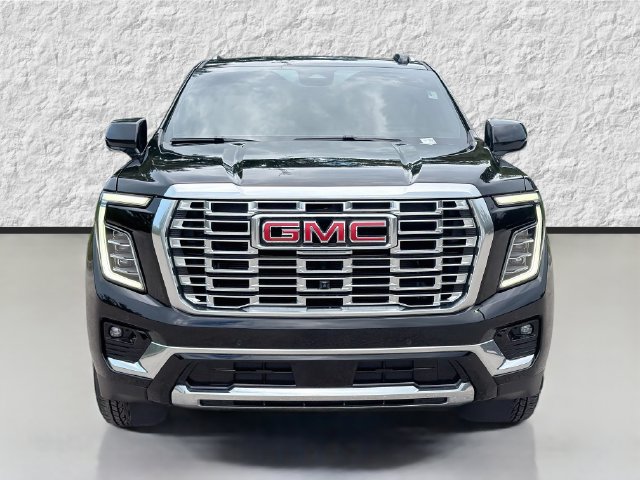 Used 2026 GMC Yukon Denali w/ Sun & Power Step Package RWD image 8