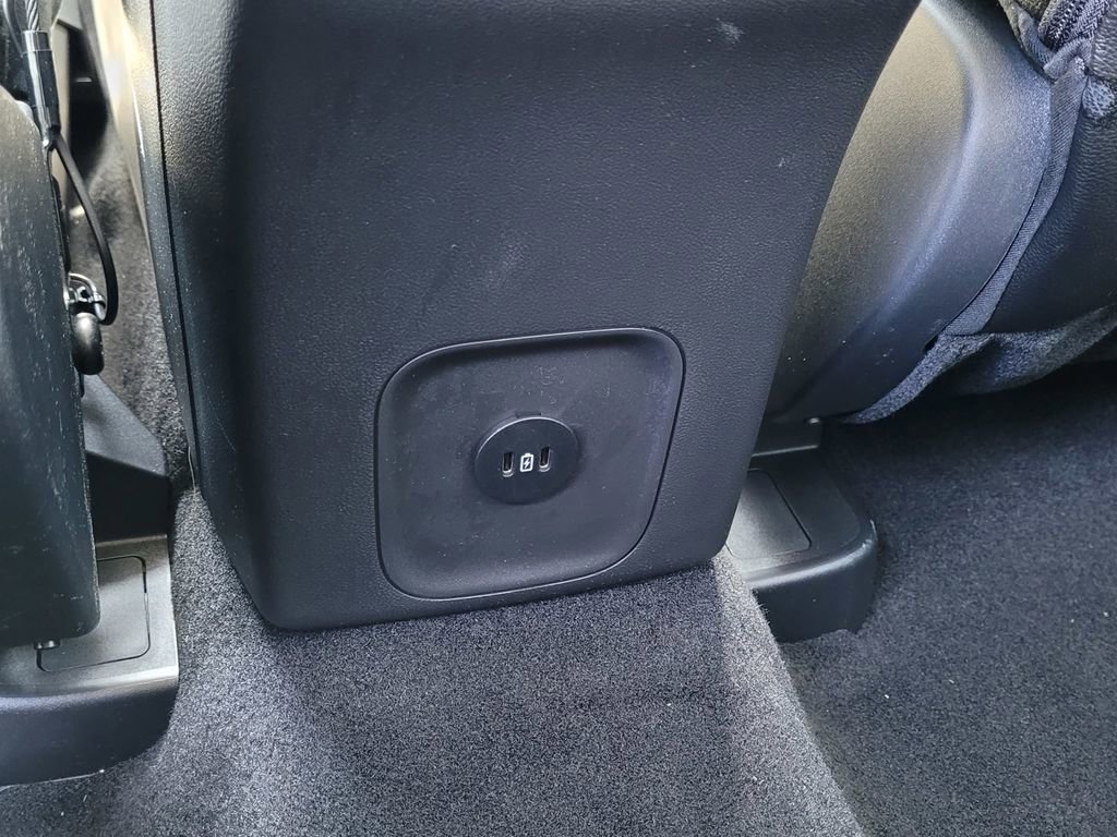 New 2025 Ford Escape SE w/ PHEV Premium Package image 33