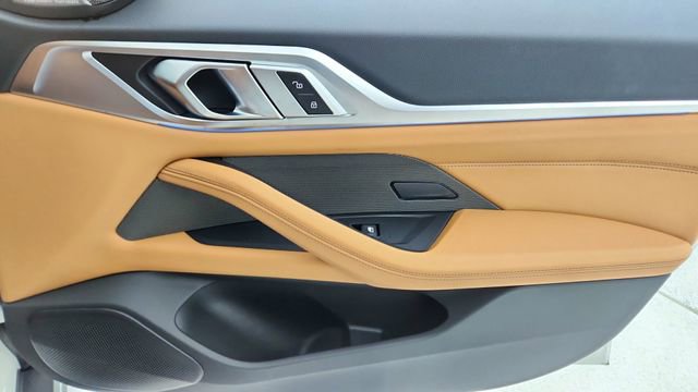 Used 2025 BMW i4 xDrive40i w/ Premium Package AWD/4WD image 24