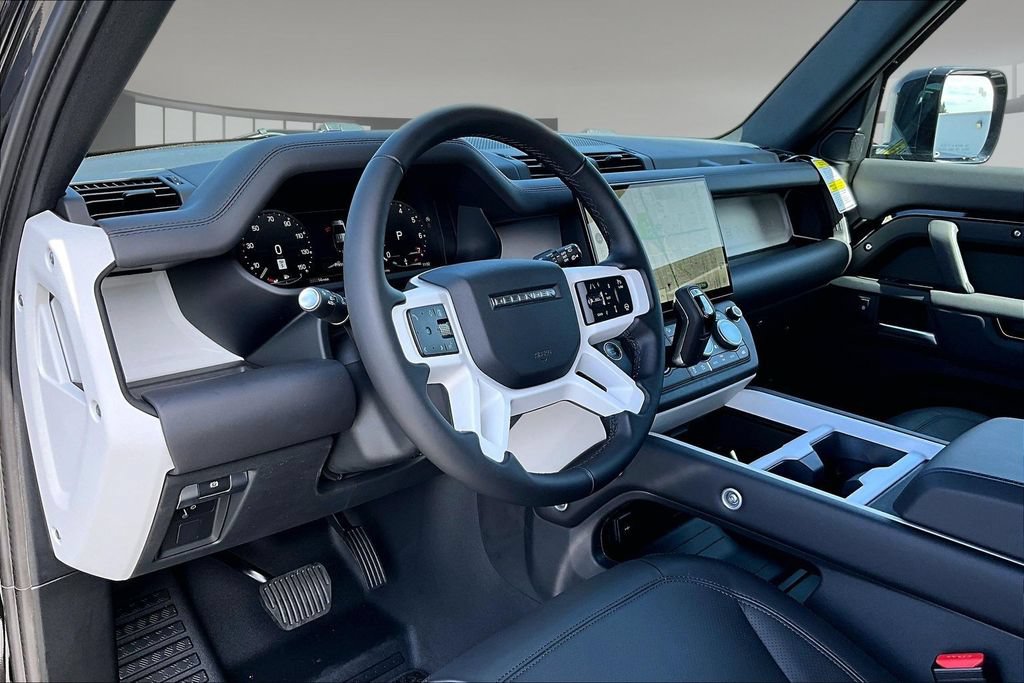 New 2026 Land Rover Defender 110 X-Dynamic SE AWD/4WD image 7