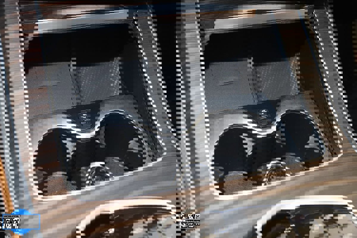 Used 2024 BMW X7 xDrive40i w/ M Sport Package image 36