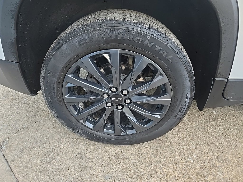 Used 2022 Chevrolet Traverse RS image 22