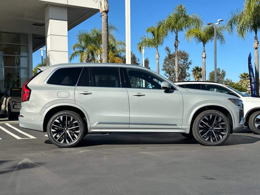 New 2026 Volvo XC90 T8 Plus w/ Protection Package Premier AWD/4WD image 6