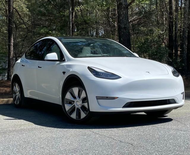 Used 2024 Tesla Model Y Long Range AWD/4WD image 10