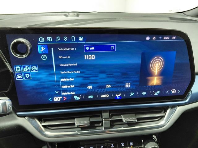 Used 2025 Chevrolet Equinox EV LT w/ Convenience Package image 41