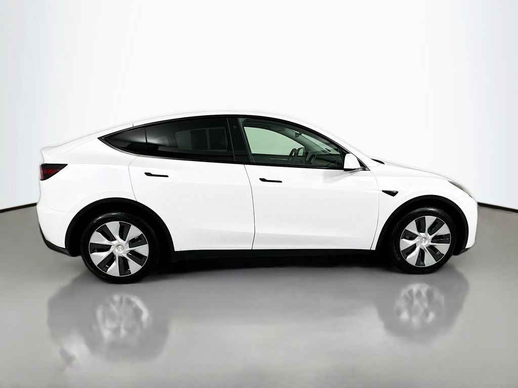 Used 2023 Tesla Model Y Long Range AWD/4WD image 8