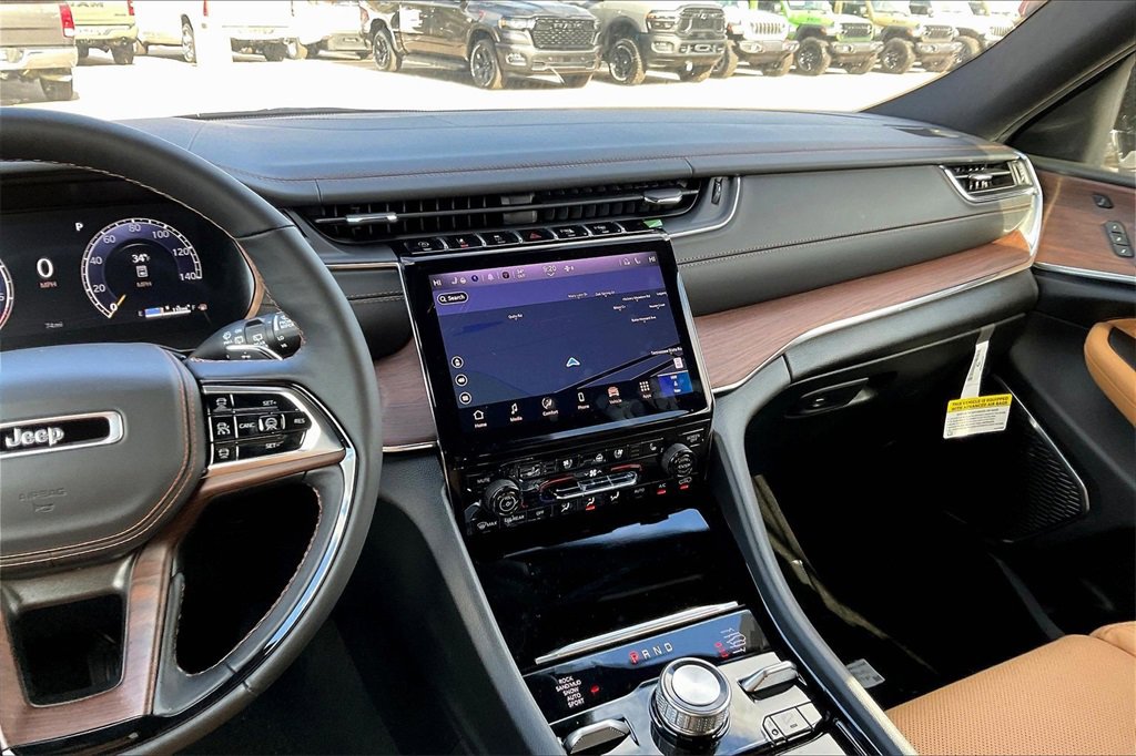 New 2025 Jeep Grand Cherokee L Summit w/ Obsidian Package image 7