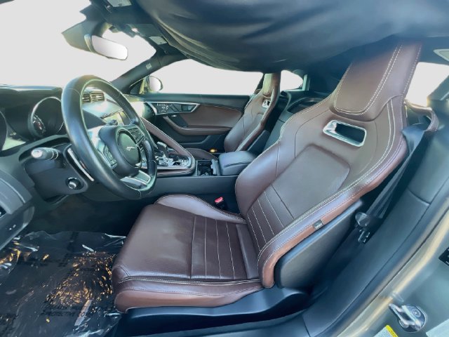 Used 2018 Jaguar F-TYPE Coupe RWD image 17