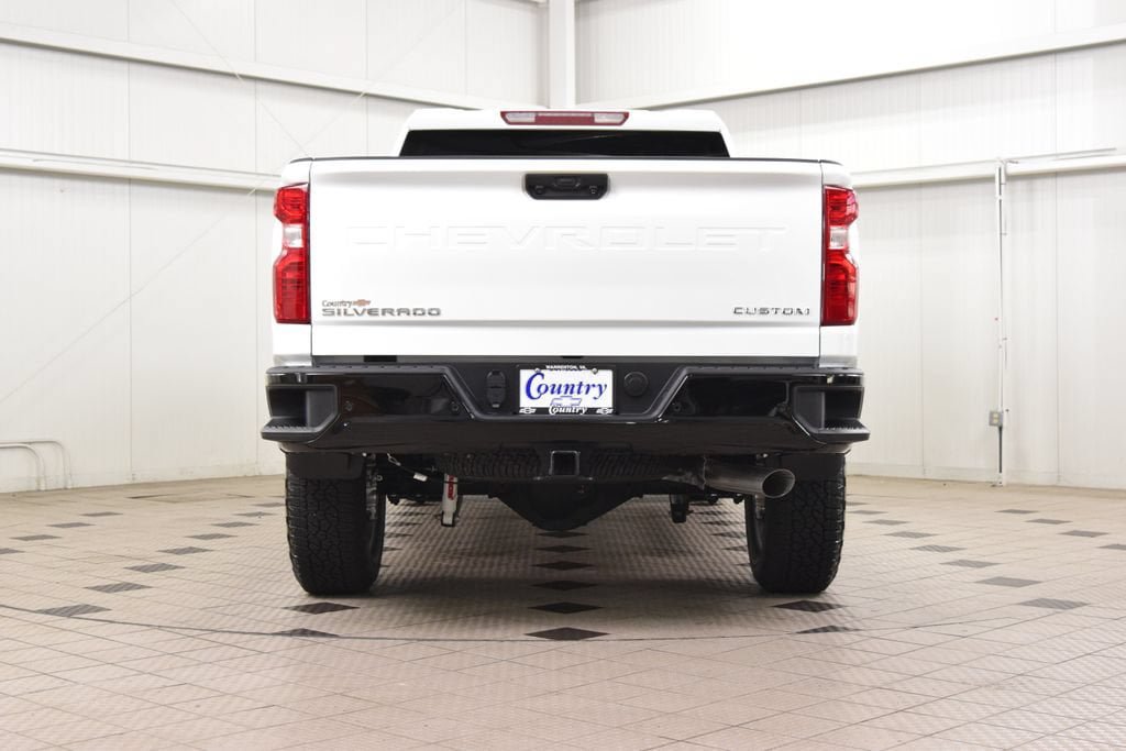 New 2026 Chevrolet Silverado 2500 Custom w/ Custom Value Package AWD/4WD image 7