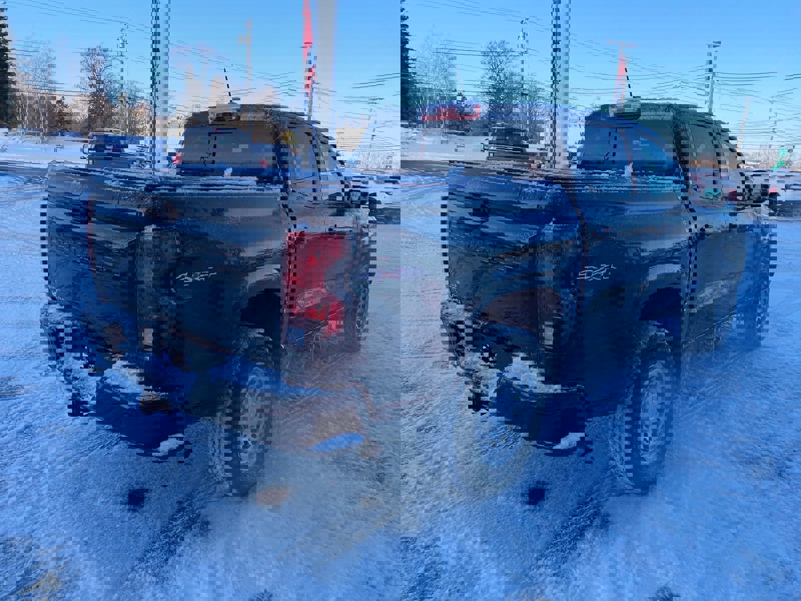 Used 2023 Chevrolet Colorado W/T w/ WT Convenience Package II image 3