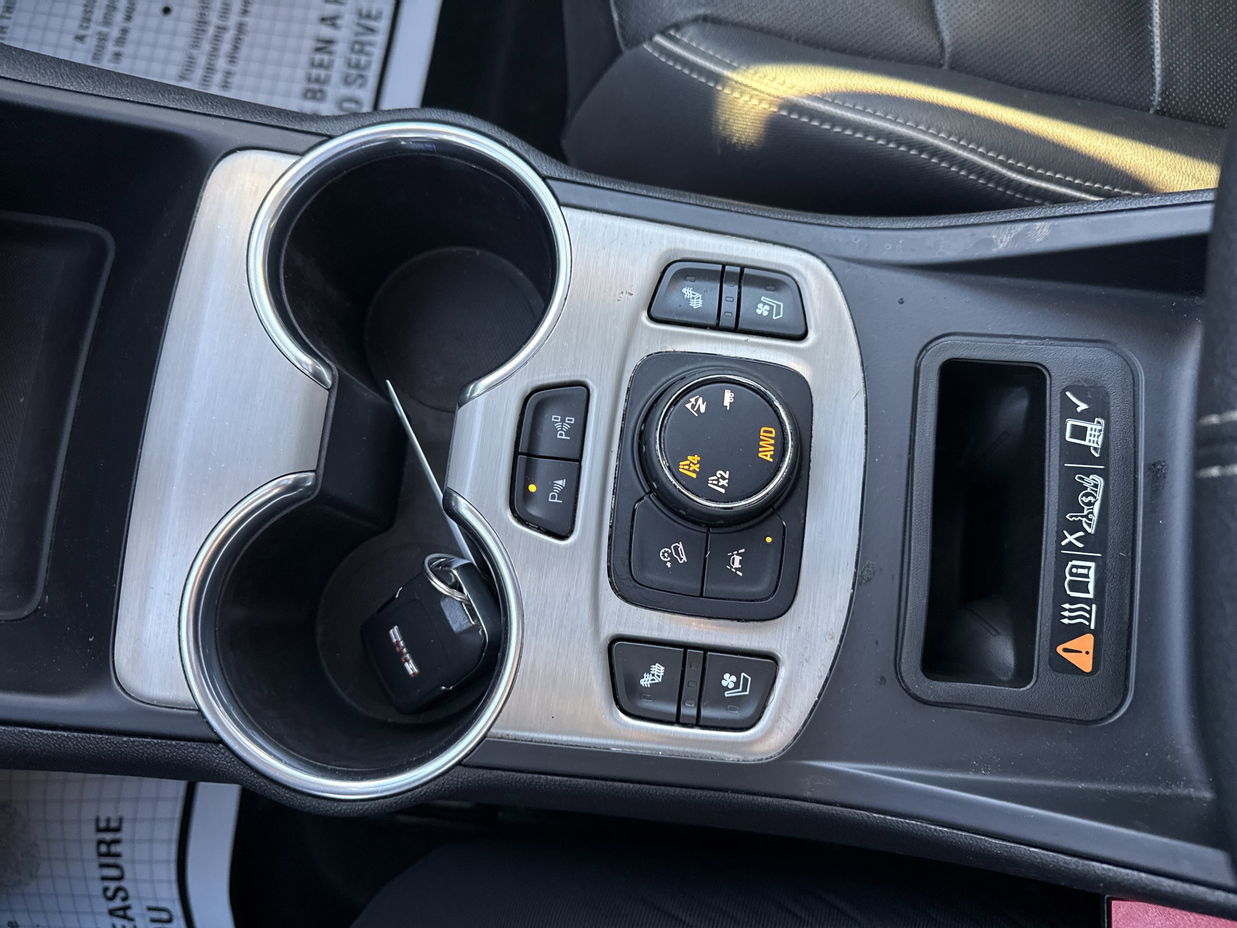 Used 2020 GMC Terrain Denali w/ Denali Premium Package image 27