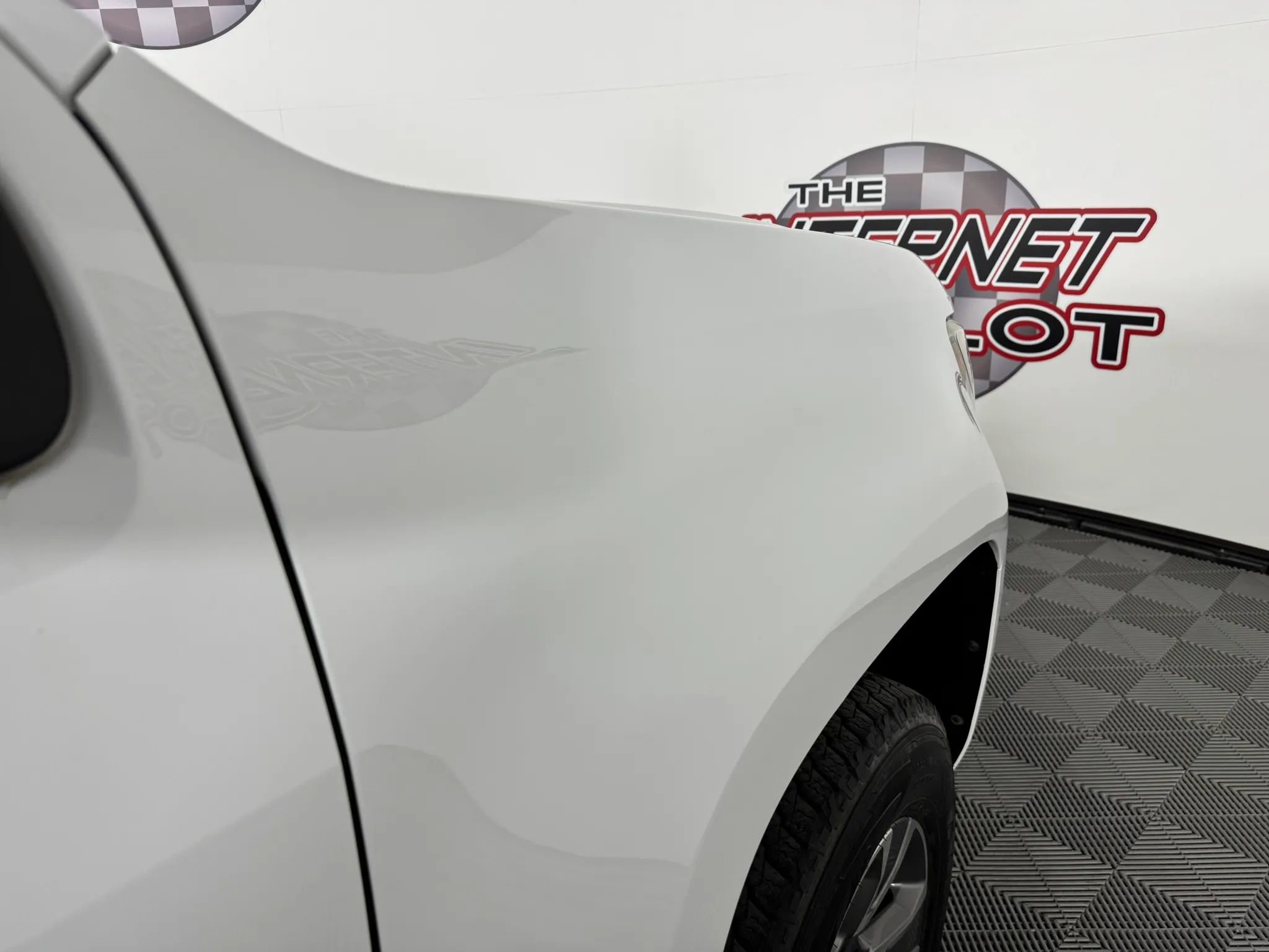 Used 2017 Chevrolet Colorado W/T RWD image 24