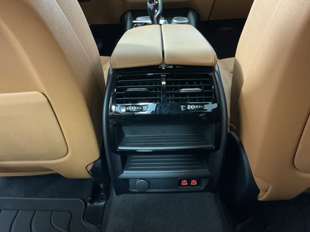 Certified 2023 BMW 540i w/ Premium Package RWD image 27