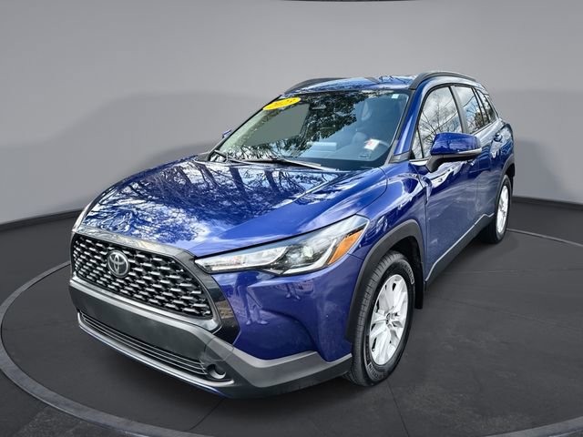 Used 2023 Toyota Corolla Cross LE image 1
