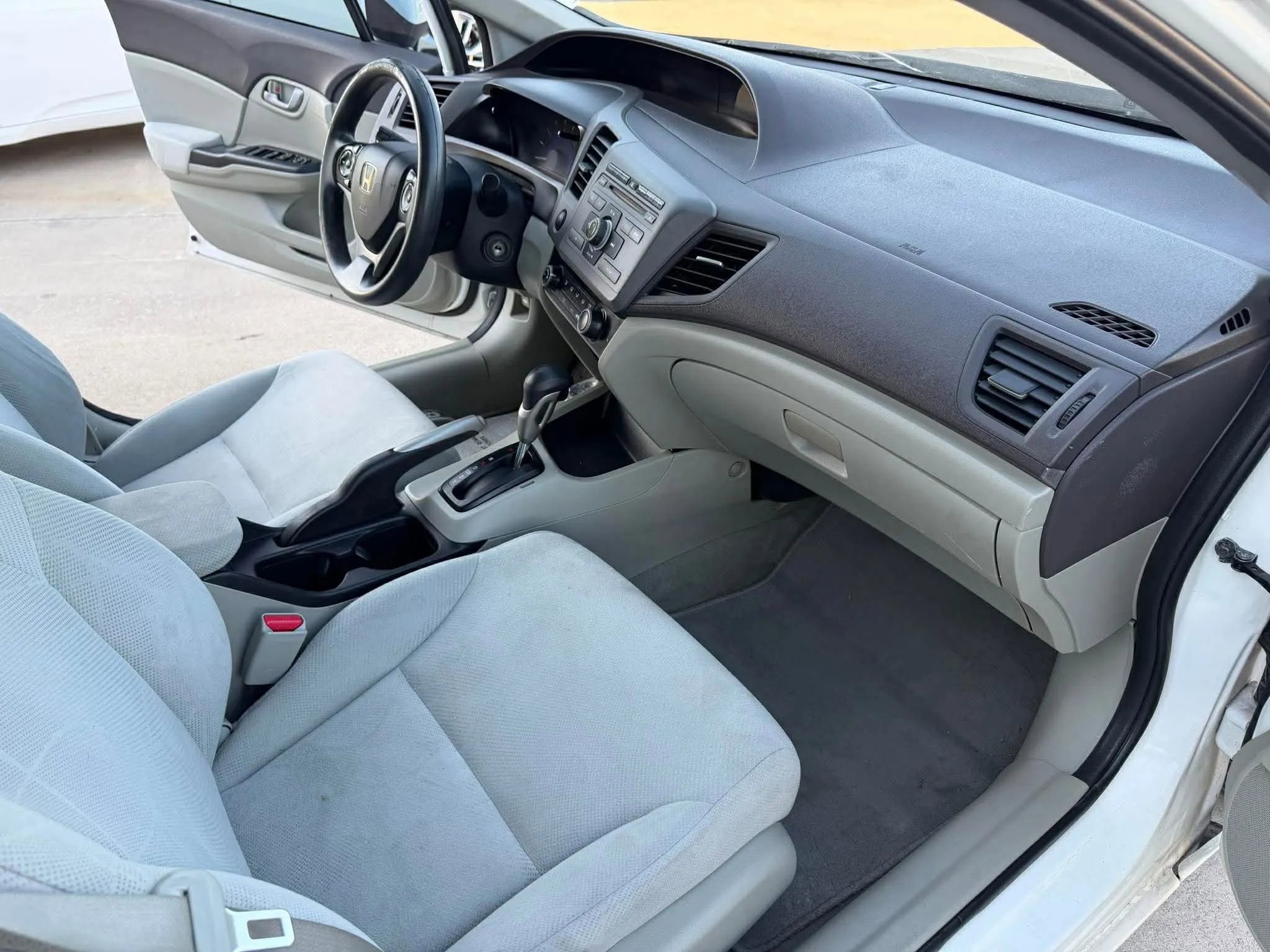 Used 2012 Honda Civic LX image 24