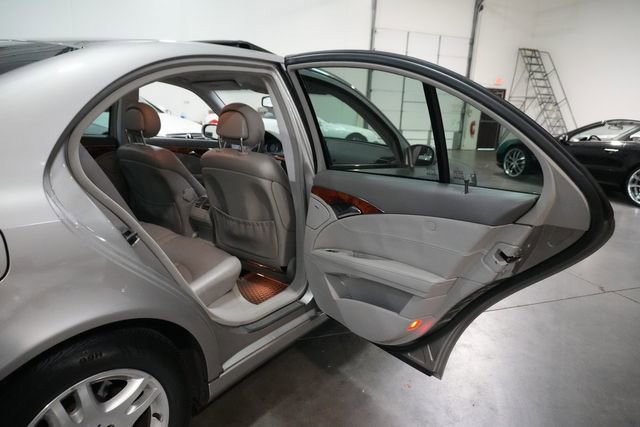 Used 2004 Mercedes-Benz E 320 Sedan image 30