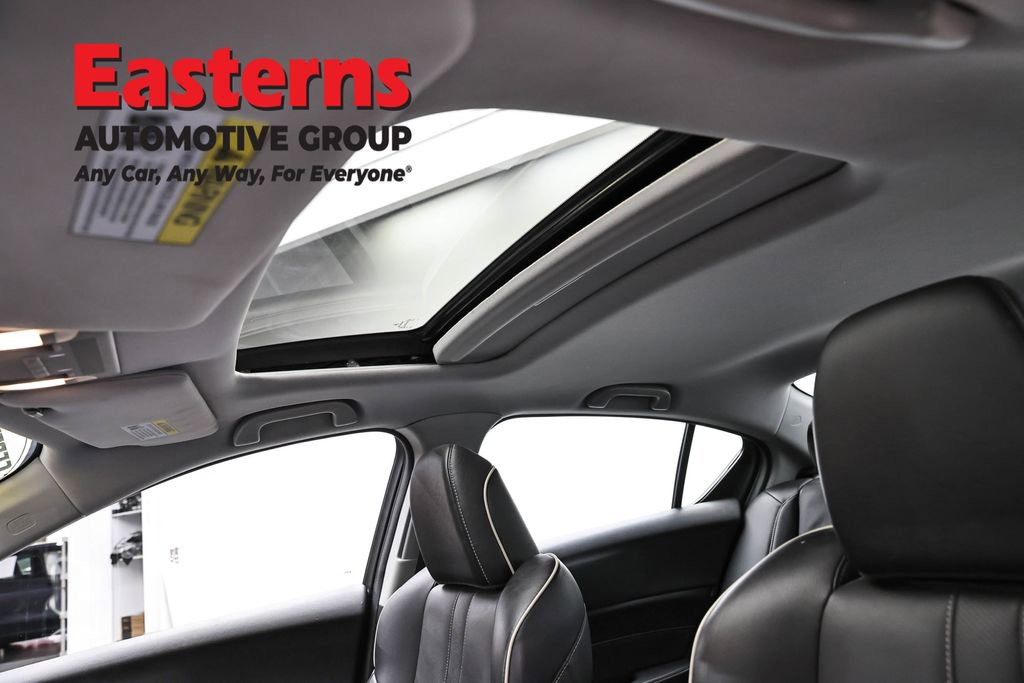 Used 2020 Acura ILX w/ Premium Package FWD image 37