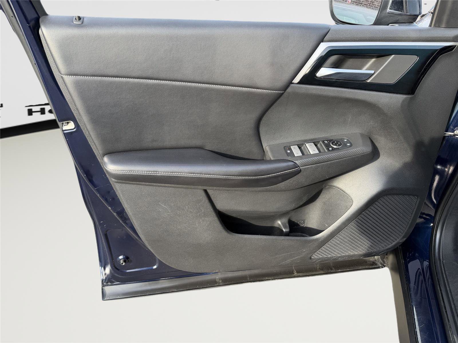 Used 2022 Mitsubishi Outlander SE image 9