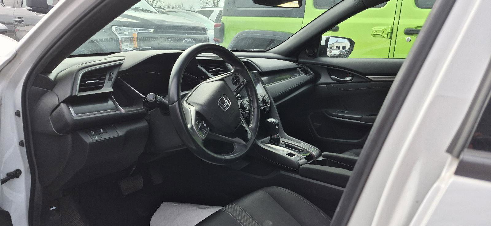 Used 2020 Honda Civic EX image 8