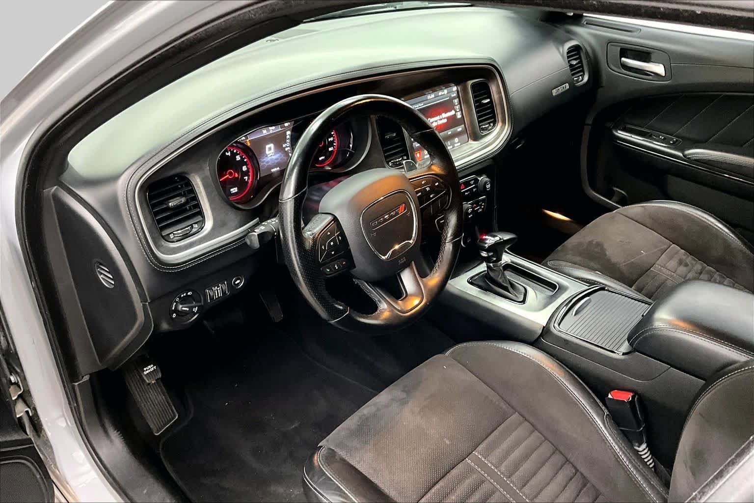 Used 2022 Dodge Charger R/T w/ Daytona Edition Group RWD image 17