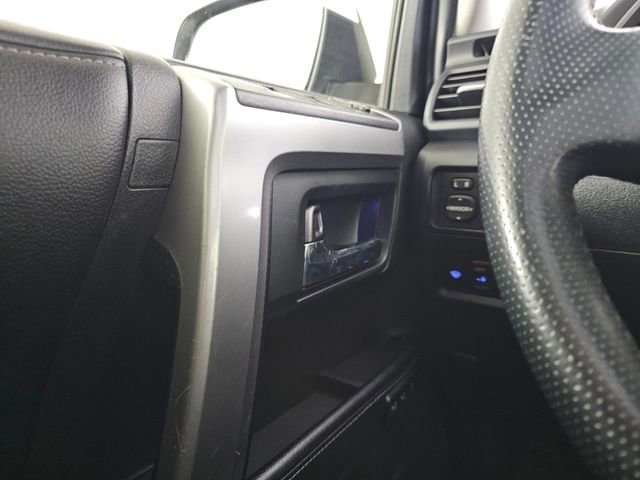 Used 2016 Toyota 4Runner Limited image 30