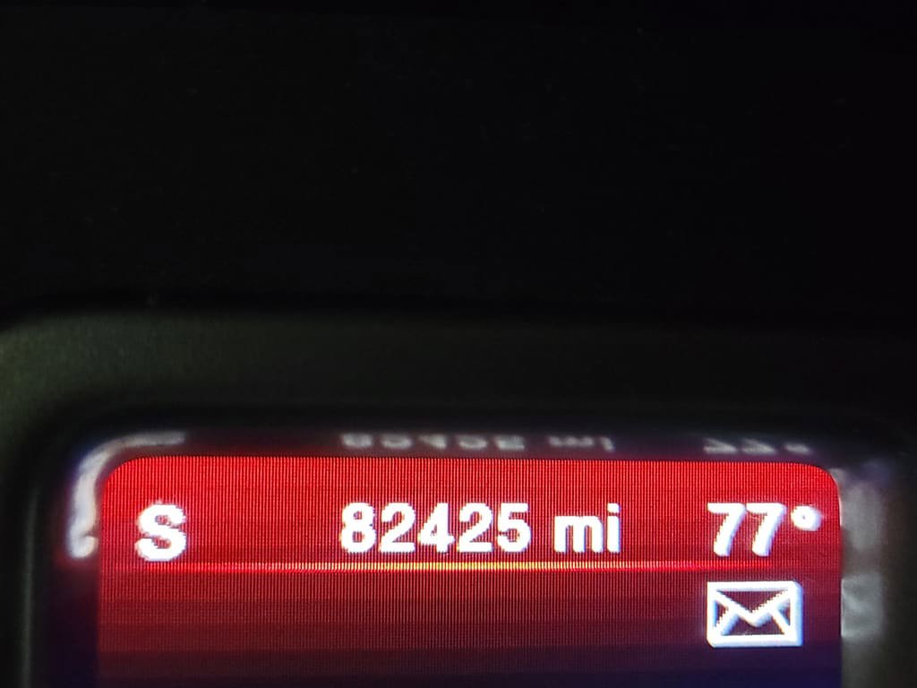 Used 2018 Dodge Journey Crossroad w/ Nav & Sun Group FWD image 17