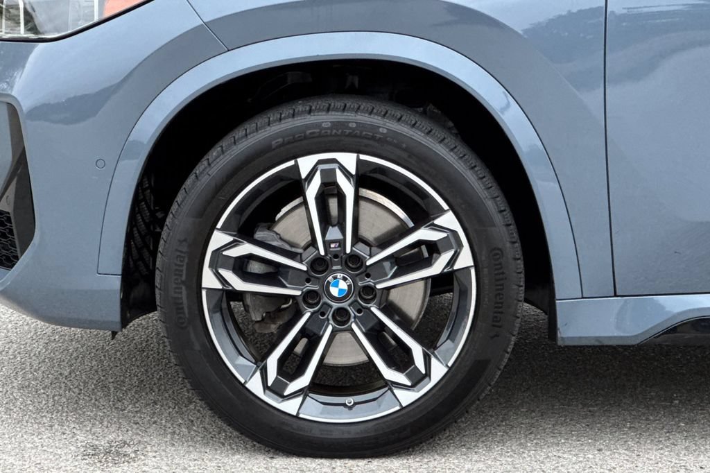 Used 2023 BMW X1 xDrive28i w/ M Sport Package AWD/4WD image 32