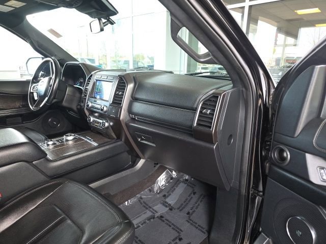 Used 2021 Ford Expedition Limited image 9