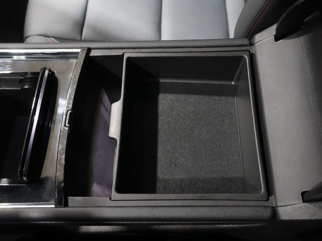 Used 2025 Chevrolet Traverse Z71 image 31