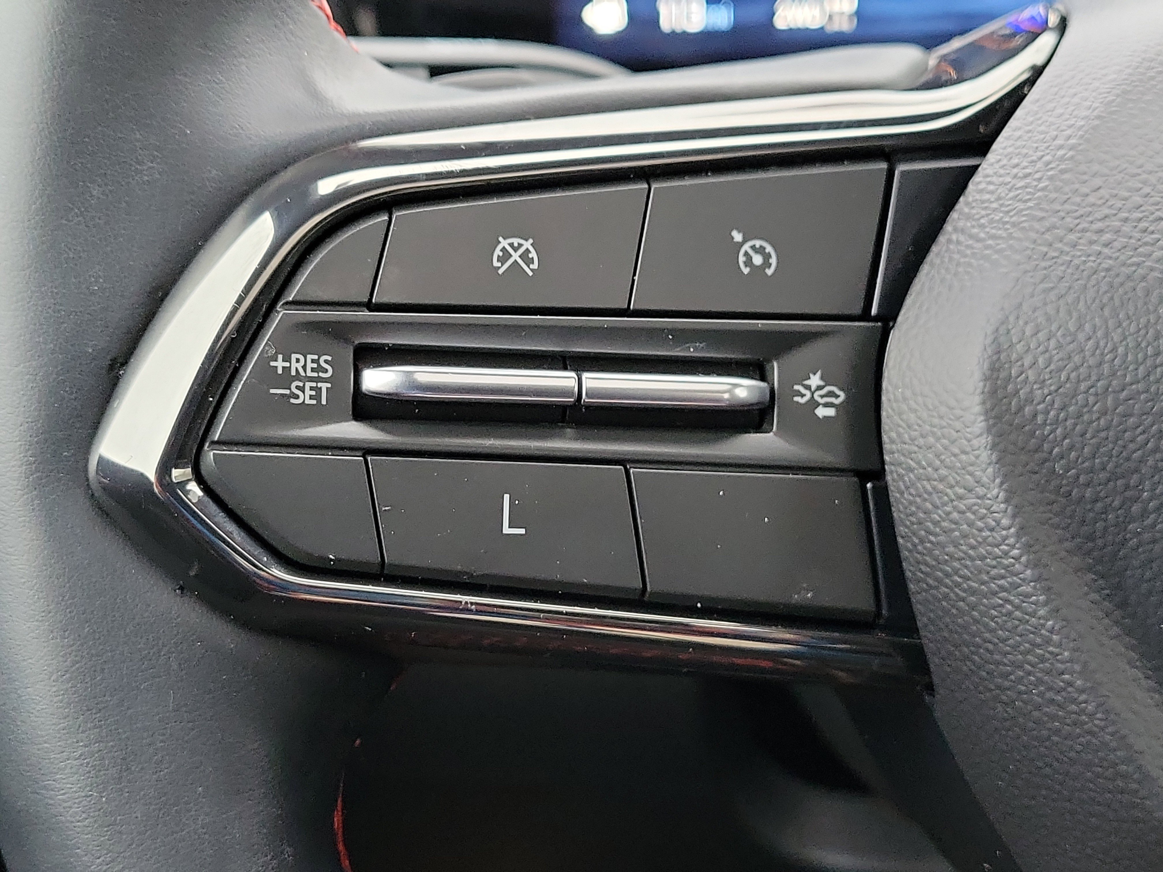 Used 2025 Chevrolet Equinox RS w/ Safety and Technology Package image 22