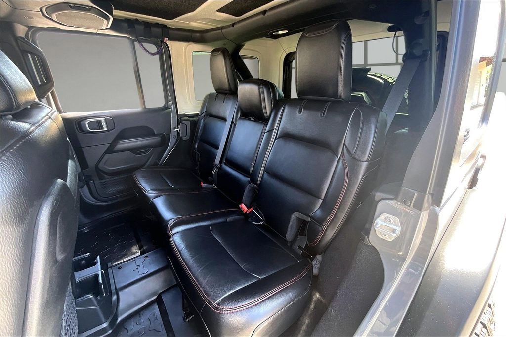 Used 2021 Jeep Wrangler Unlimited Rubicon AWD/4WD image 21