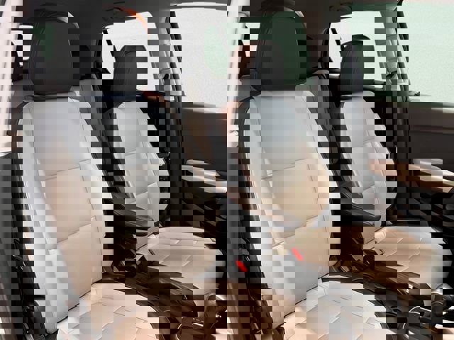 Used 2021 Chevrolet Trax LT w/ Premium Seat Package image 10