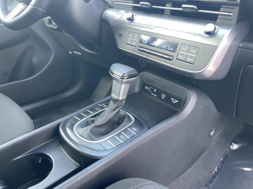 Certified 2024 Hyundai Kona SEL image 29