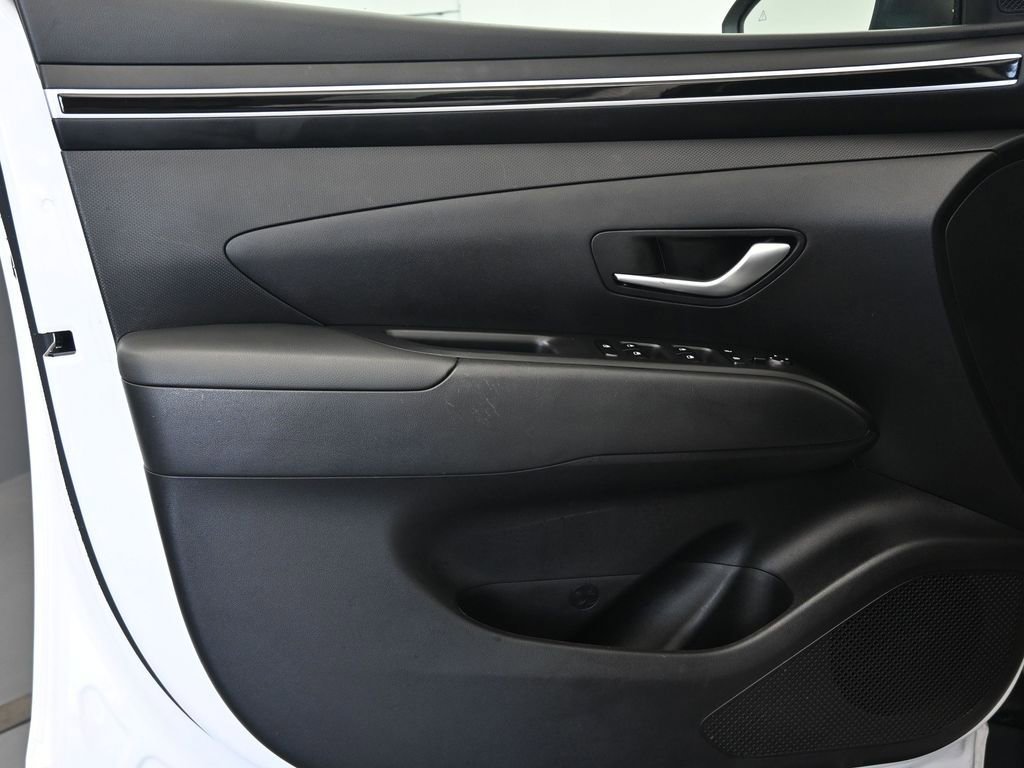 Used 2024 Hyundai Tucson SE image 22