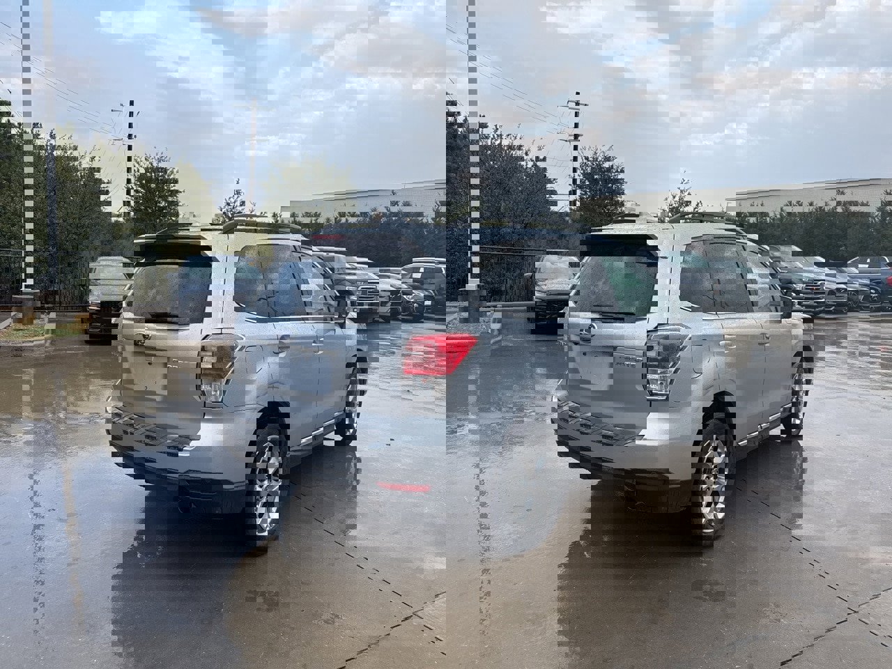 Used 2018 Subaru Forester 2.5i Touring w/ Popular Package #2 image 5