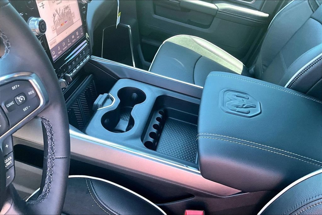 New 2026 RAM 3500 Laramie AWD/4WD image 8