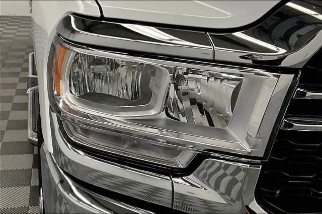 Used 2024 RAM 3500 Big Horn image 34