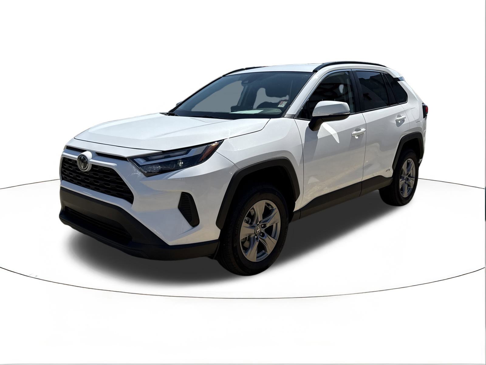 Used 2025 Toyota RAV4 XLE image 7